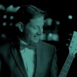Daniel Teixiera med sin gitarr